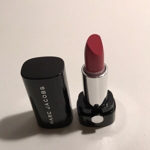 MARC JACOBS Lip crème in 216 kiss kiss bang bang NEW mini